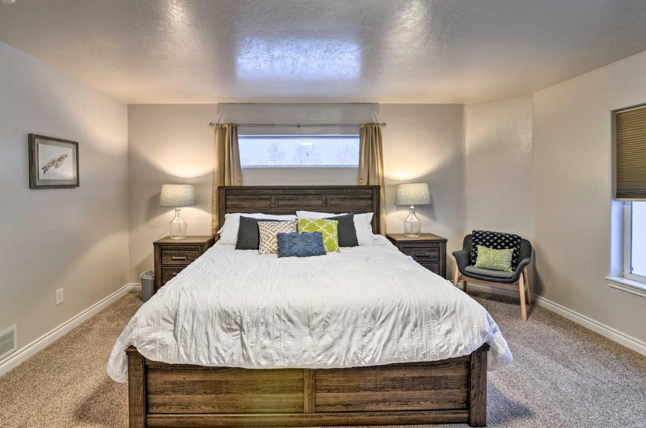 Cozy Anchorage Townhome Less Than Half Mile To Jewel Lake! Buitenkant foto