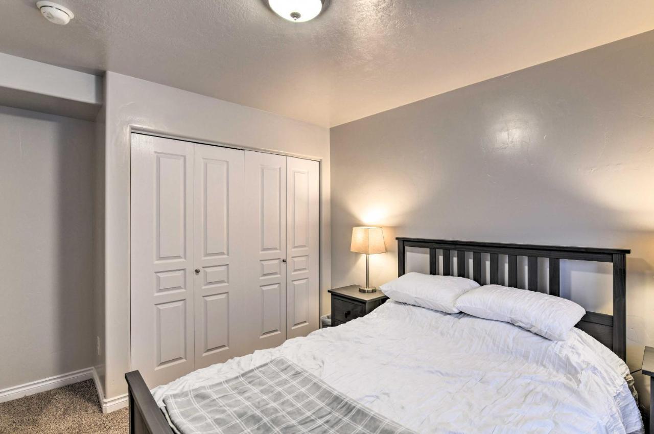 Cozy Anchorage Townhome Less Than Half Mile To Jewel Lake! Buitenkant foto