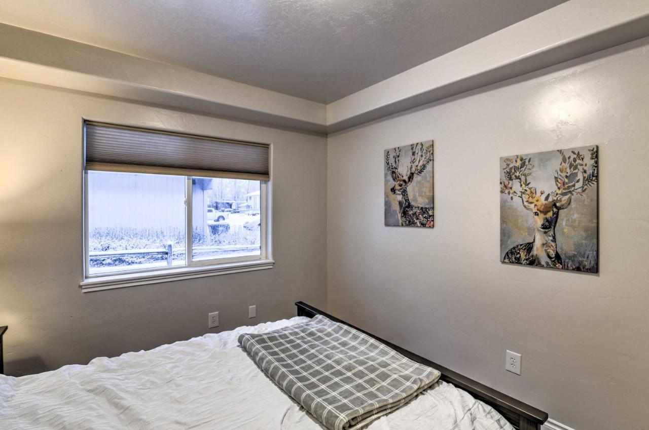 Cozy Anchorage Townhome Less Than Half Mile To Jewel Lake! Buitenkant foto